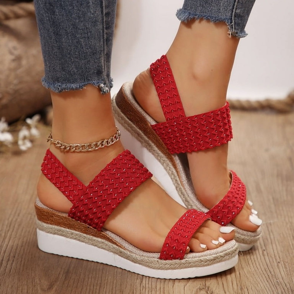 ⭐️Red Woven Strap Platform Sandals